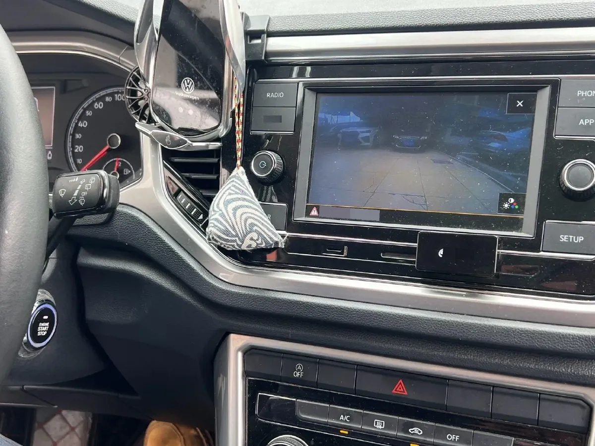 2019 Volkswagen T-Roc 1.4T 131HP L4 7DCT,autocango,china used car exporter,china ev exporter,chinese used car exporter,chinese used ev exporter