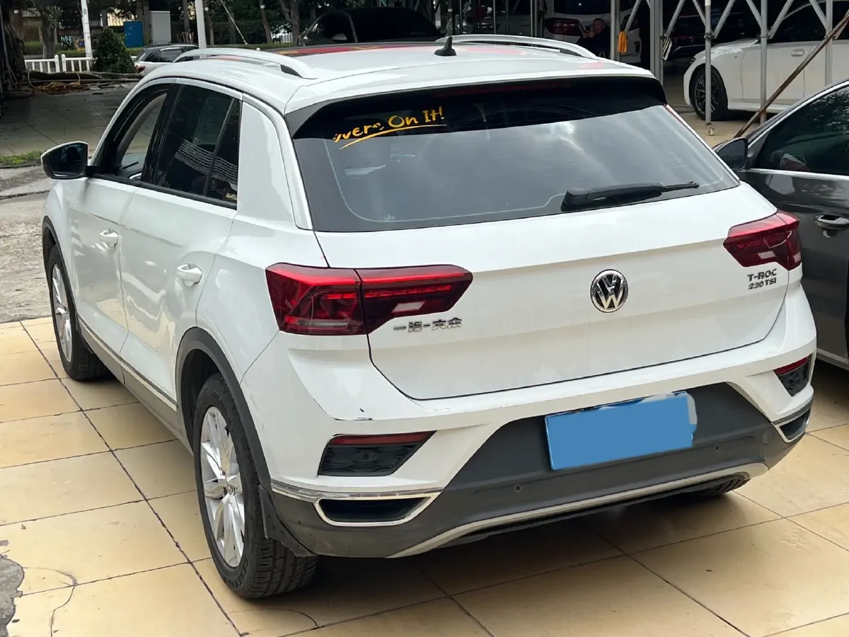 2019 Volkswagen T-Roc 1.4T 131HP L4 7DCT,autocango,china used car exporter,china ev exporter,chinese used car exporter,chinese used ev exporter