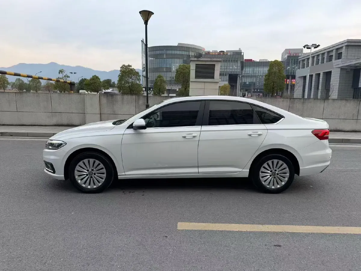 2021 Volkswagen Lavida 1.4T 150HP L4 7DCT,autocango,china used car exporter,china ev exporter,chinese used car exporter,chinese used ev exporter