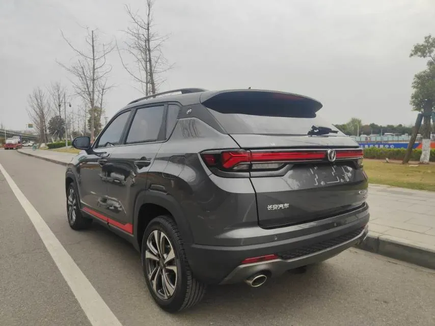 2022 ChangAn CS35 Plus 1.4T 160HP L4 7DCT,autocango,china used car exporter,china ev exporter,chinese used car exporter,chinese used ev exporter