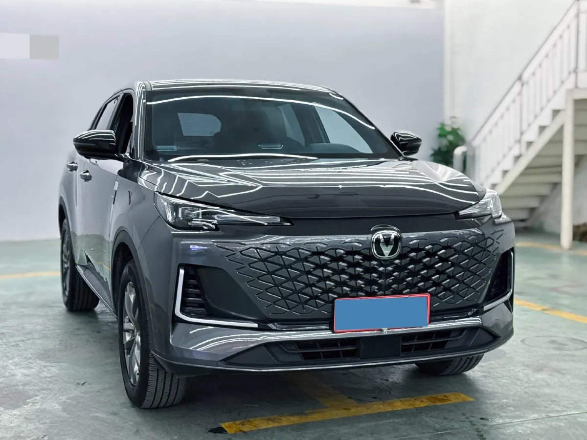 2023 ChangAn CS55 Plus 1.5T 188HP L4 7DCT,autocango,china used car exporter,china ev exporter,chinese used car exporter,chinese used ev exporter