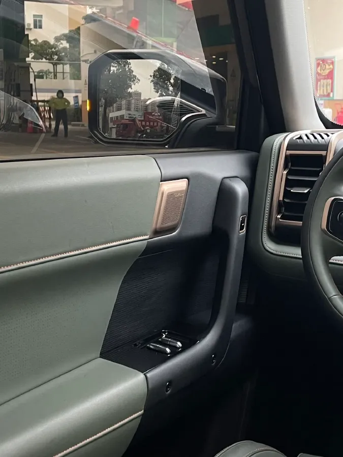 2024 iCAR iCAR 03 BEV 50.63KWH,autocango,china used car exporter,china ev exporter,chinese used car exporter,chinese used ev exporter