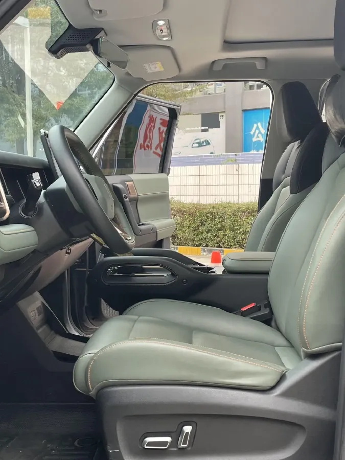 2024 iCAR iCAR 03 BEV 50.63KWH,autocango,china used car exporter,china ev exporter,chinese used car exporter,chinese used ev exporter