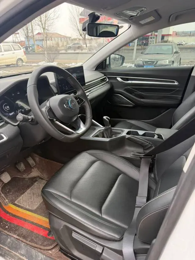 2023 Geely Emgrand 1.5L 127HP L4 5MT,autocango,china used car exporter,china ev exporter,chinese used car exporter,chinese used ev exporter