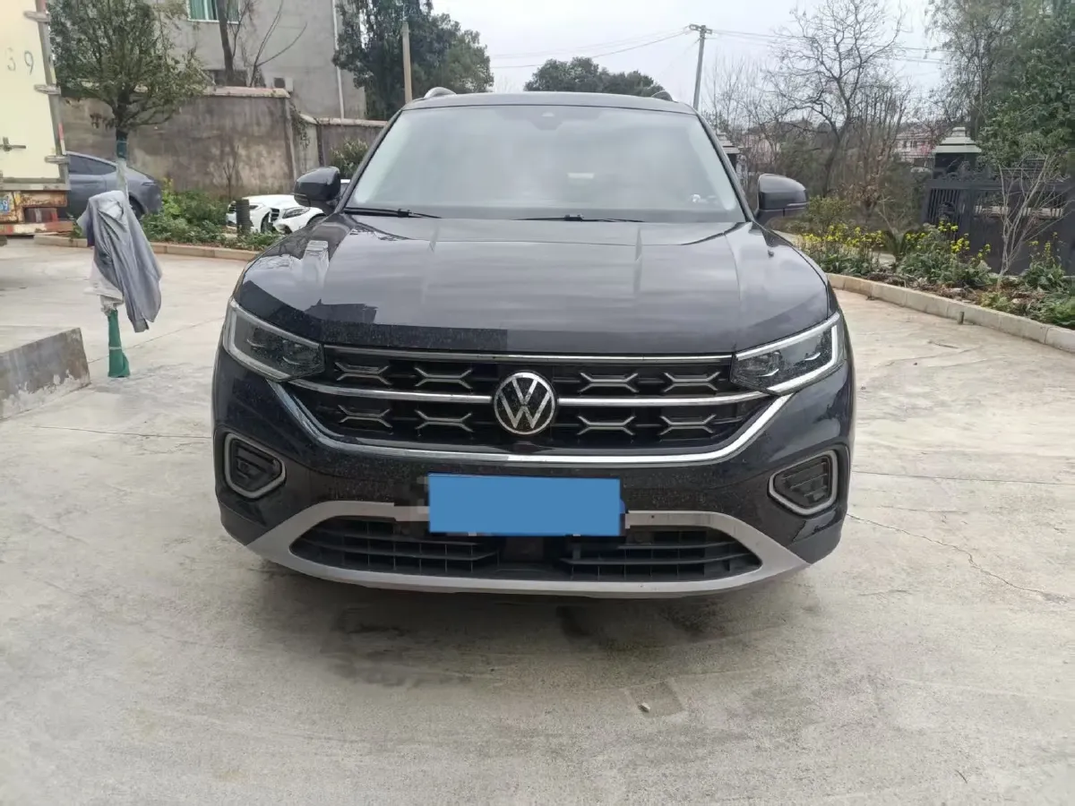 2024 Volkswagen Tayron 2.0T 186HP L4 7DCT,autocango,china used car exporter,china ev exporter,chinese used car exporter,chinese used ev exporter