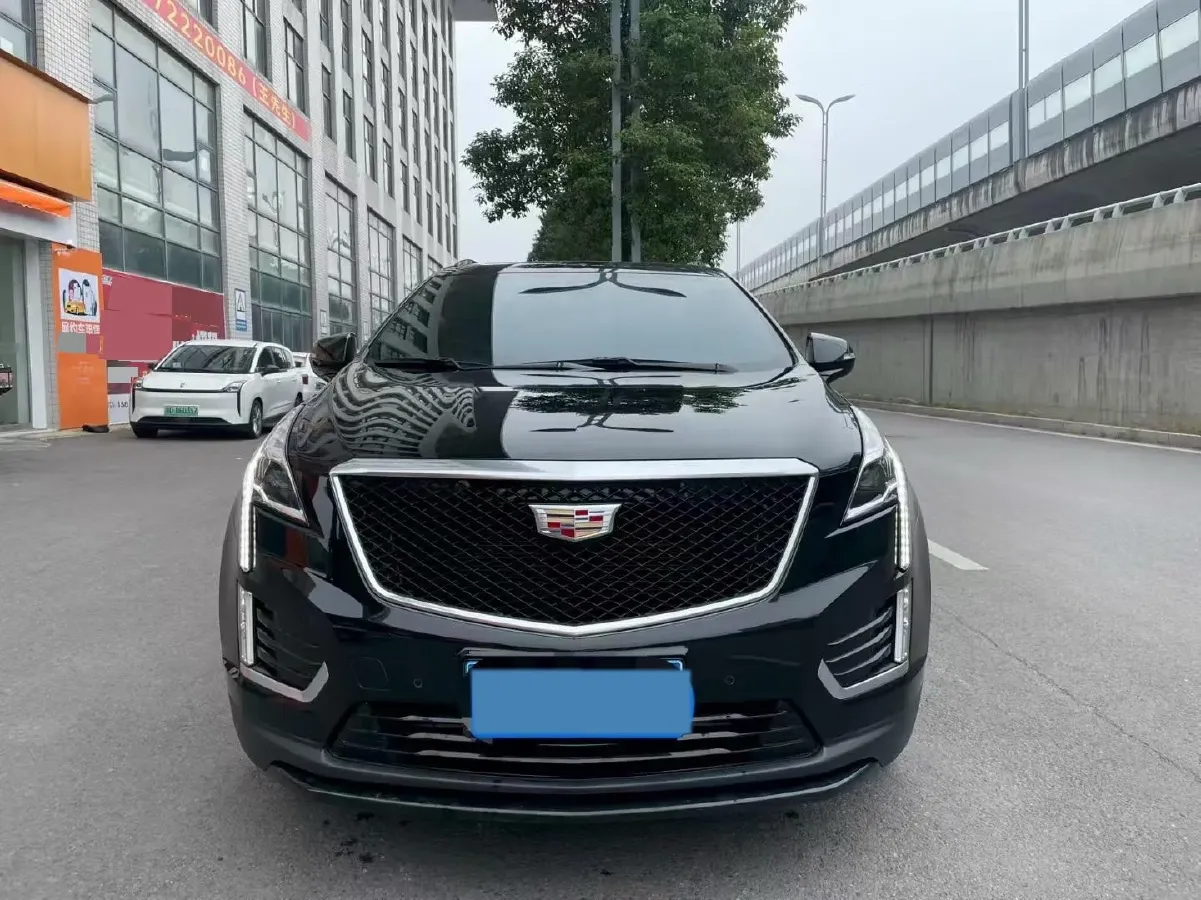 2024 Cadillac XT5 2.0T 237HP L4 9AT,autocango,china used car exporter,china ev exporter,chinese used car exporter,chinese used ev exporter