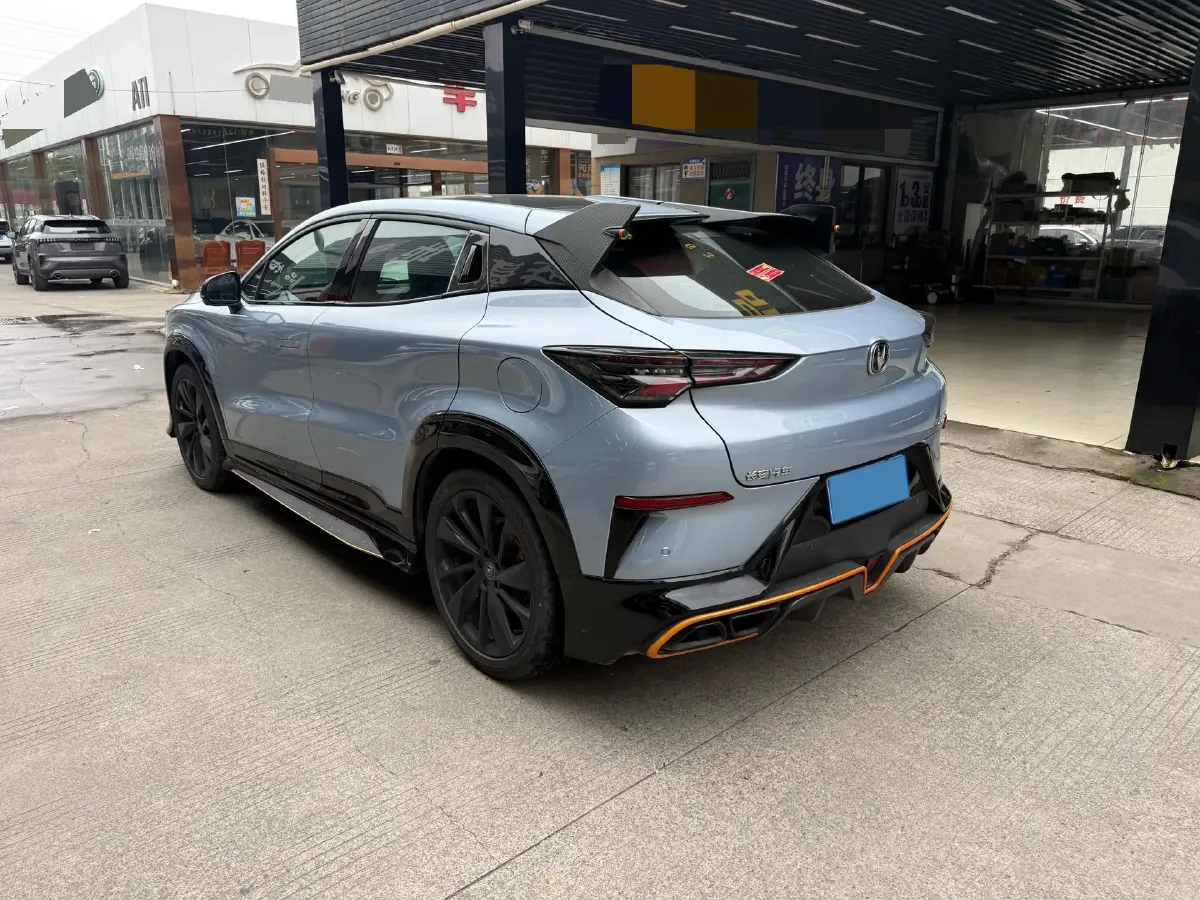 2022 ChangAn UNI-T 1.5T 188HP L4 7DCT,autocango,china used car exporter,china ev exporter,chinese used car exporter,chinese used ev exporter