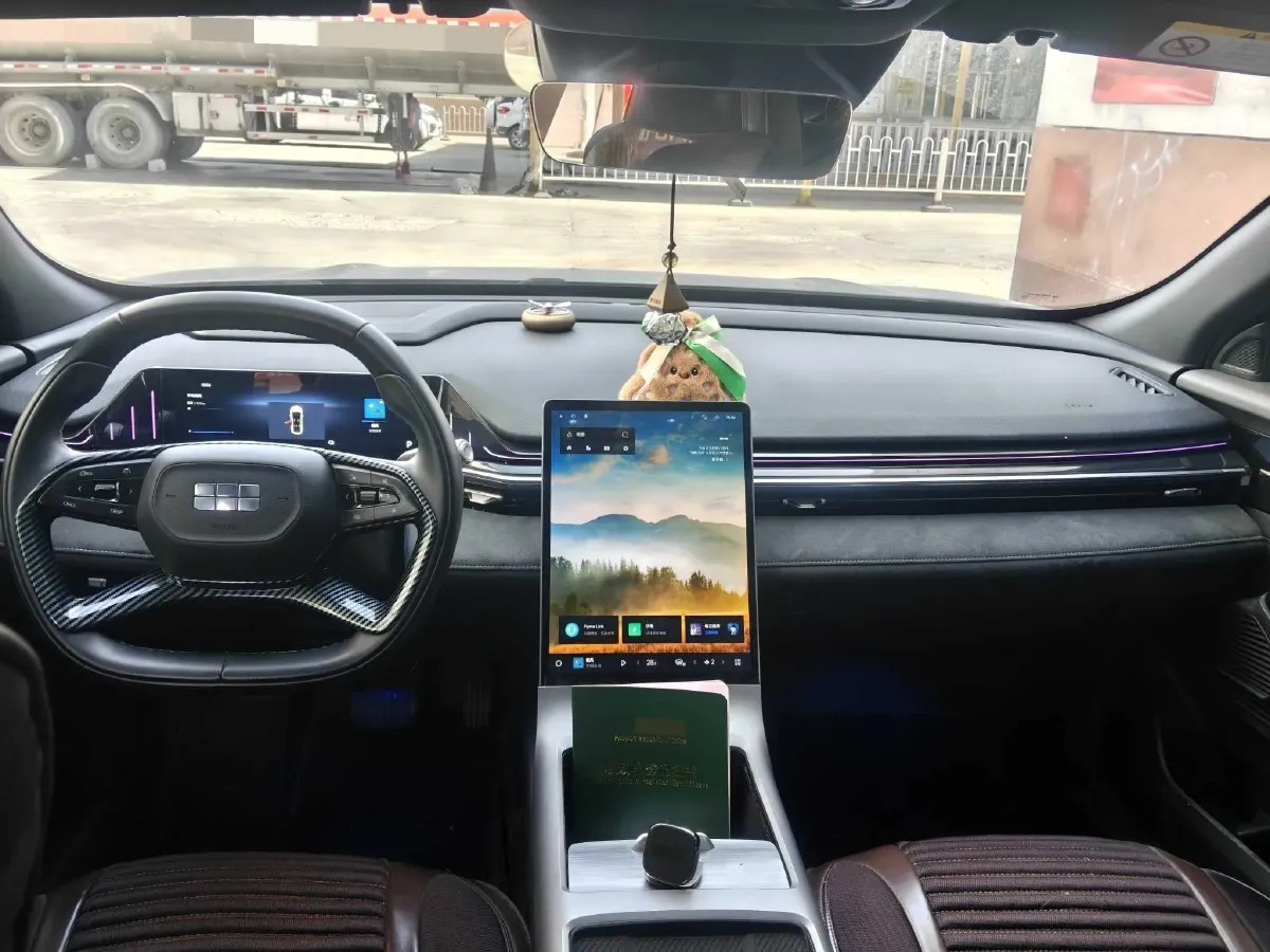 2023 Geely Galaxy L6 1.5T 163HP L4 3DHT PHEV,autocango,china used car exporter,china ev exporter,chinese used car exporter,chinese used ev exporter