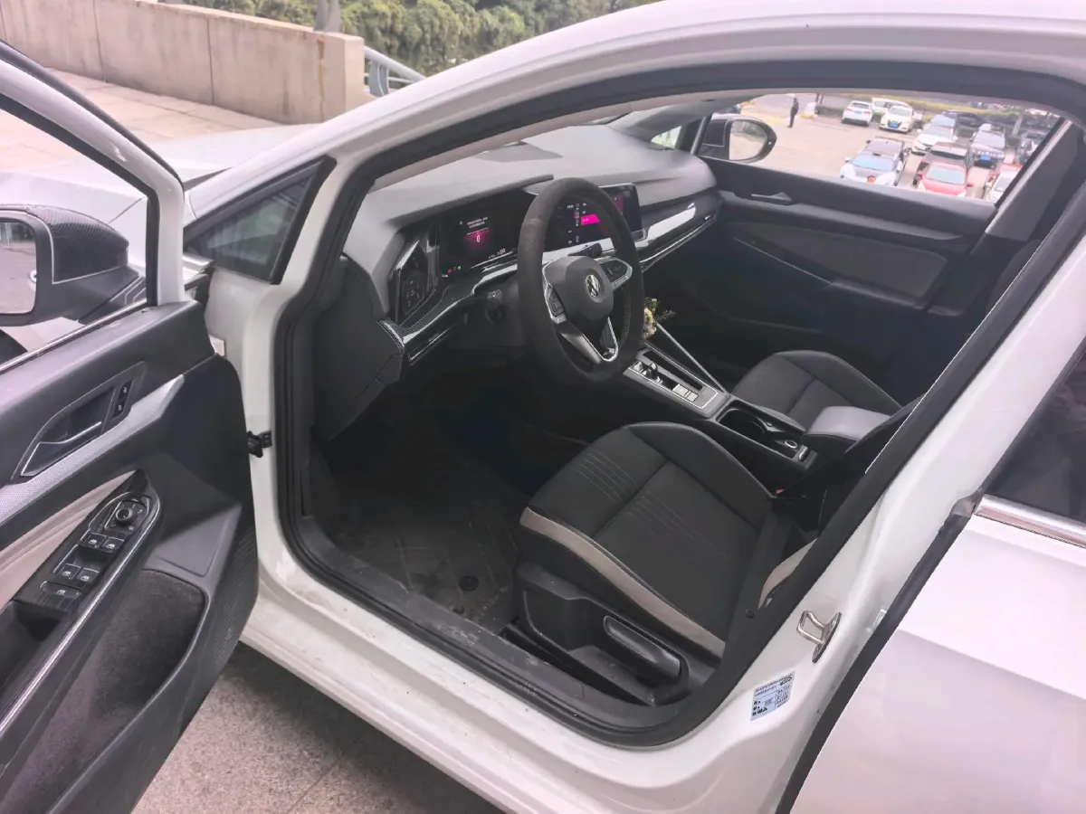 2021 Volkswagen Golf 1.4T 150HP L4 7DCT,autocango,china used car exporter,china ev exporter,chinese used car exporter,chinese used ev exporter