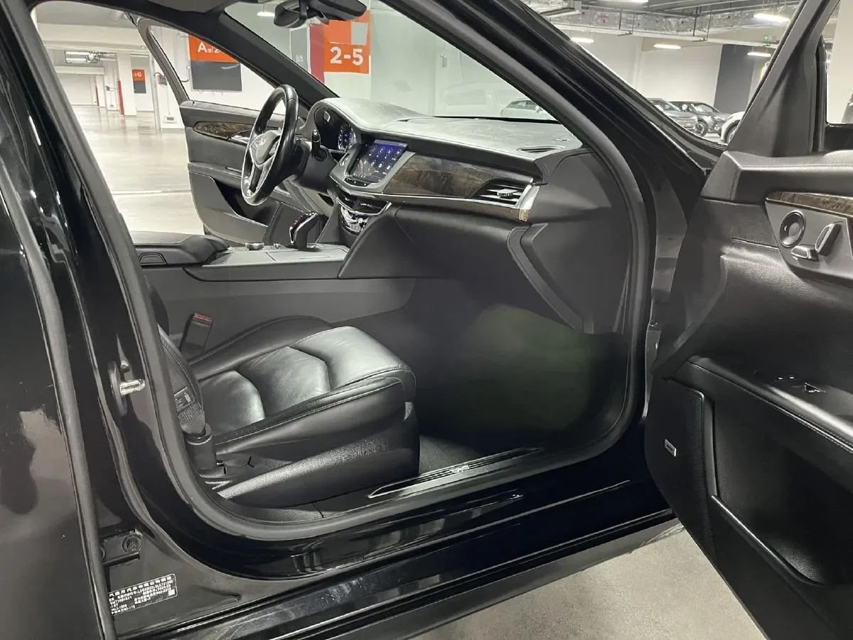 2020 Cadillac CT6 2.0T 241HP L4 10AT,autocango,china used car exporter,china ev exporter,chinese used car exporter,chinese used ev exporter