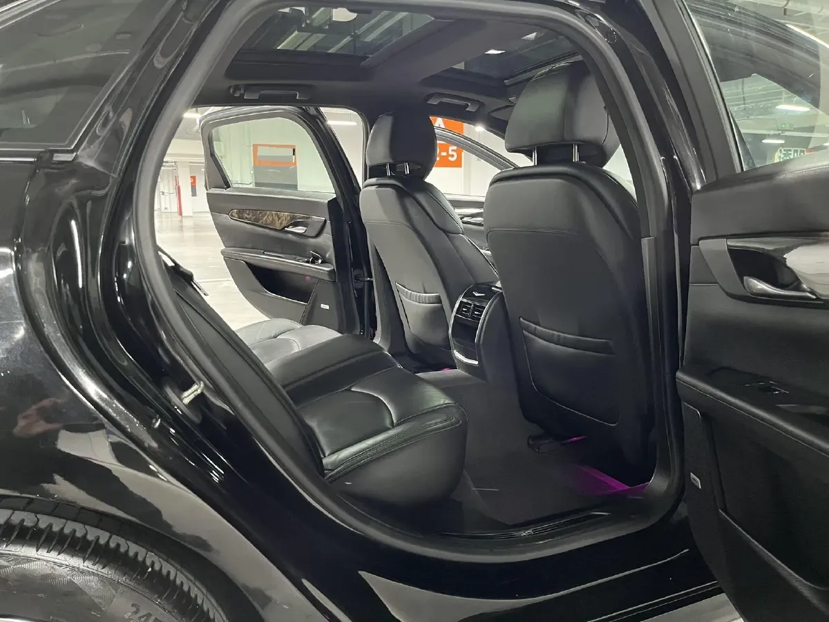 2020 Cadillac CT6 2.0T 241HP L4 10AT,autocango,china used car exporter,china ev exporter,chinese used car exporter,chinese used ev exporter