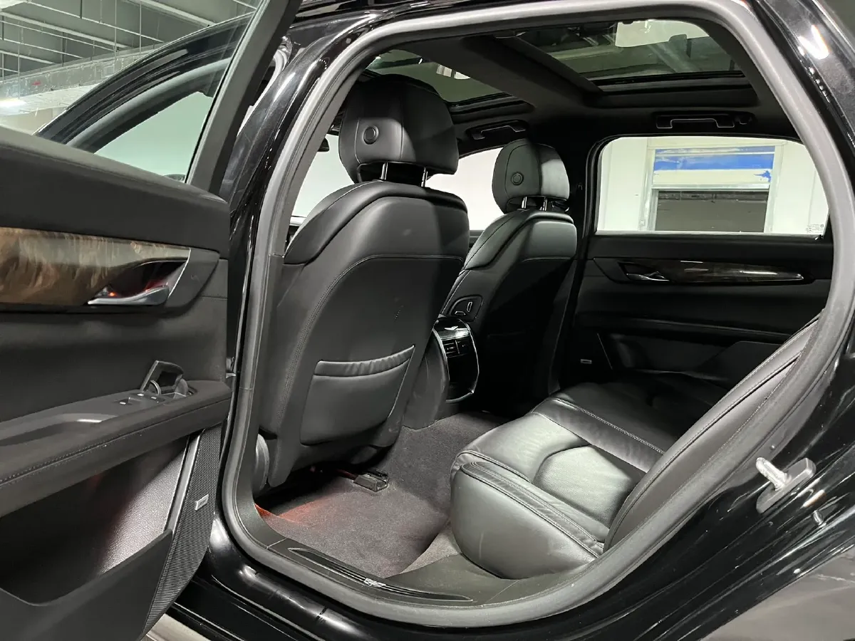 2020 Cadillac CT6 2.0T 241HP L4 10AT,autocango,china used car exporter,china ev exporter,chinese used car exporter,chinese used ev exporter