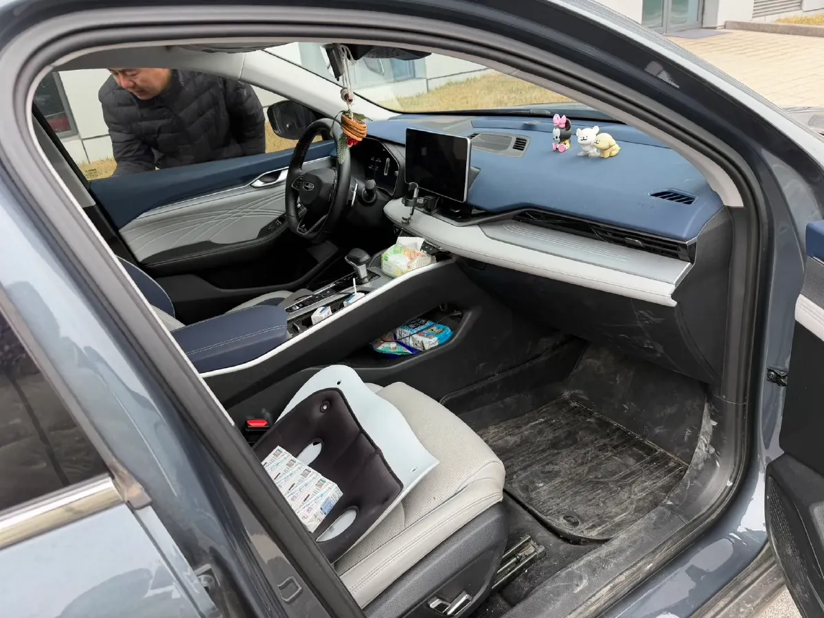 2021 Geely Preface 2.0T 190HP L4 7DCT,autocango,china used car exporter,china ev exporter,chinese used car exporter,chinese used ev exporter