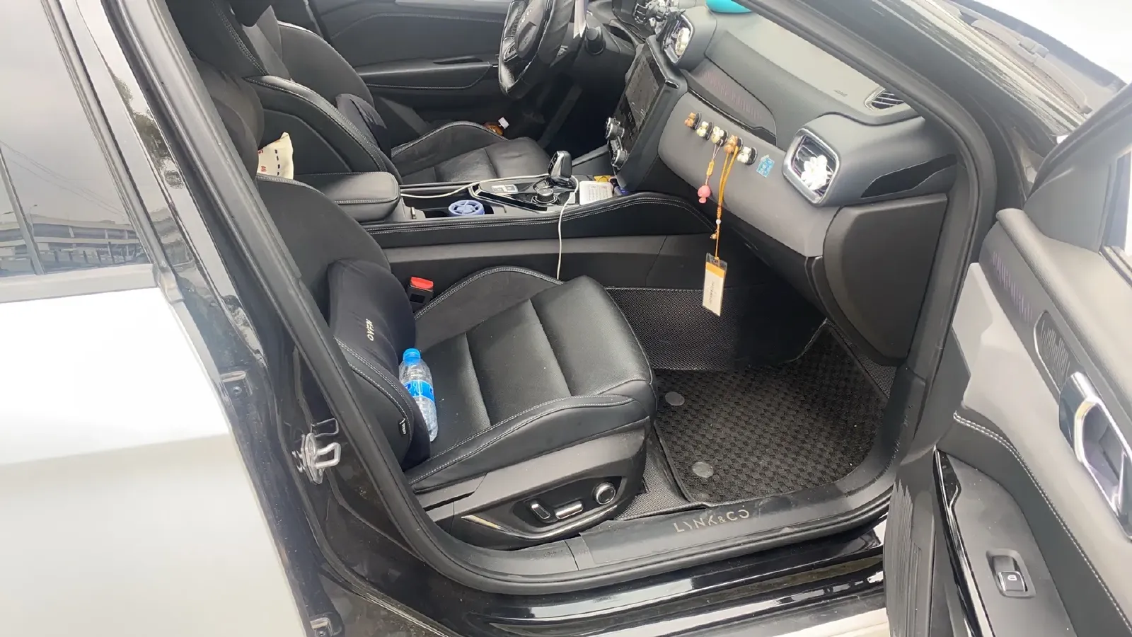 2022 LYNK&CO 03 2.0T 190HP L4 7DCT,autocango,china used car exporter,china ev exporter,chinese used car exporter,chinese used ev exporter