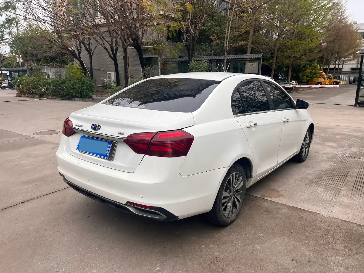 2019 Geely Emgrand 1.5L 109HP L4 5MT,autocango,china used car exporter,china ev exporter,chinese used car exporter,chinese used ev exporter