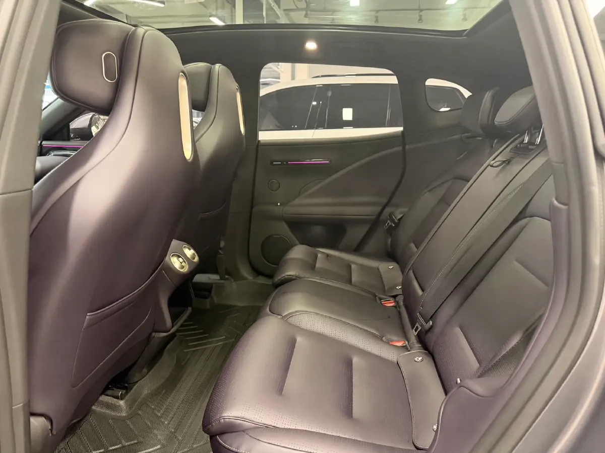 2024 Avatr 07 1.5T 156HP L4 REEV 39.05KWH,autocango,china used car exporter,china ev exporter,chinese used car exporter,chinese used ev exporter