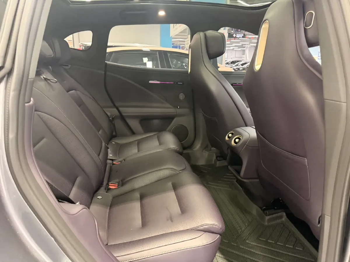 2024 Avatr 07 1.5T 156HP L4 REEV 39.05KWH,autocango,china used car exporter,china ev exporter,chinese used car exporter,chinese used ev exporter