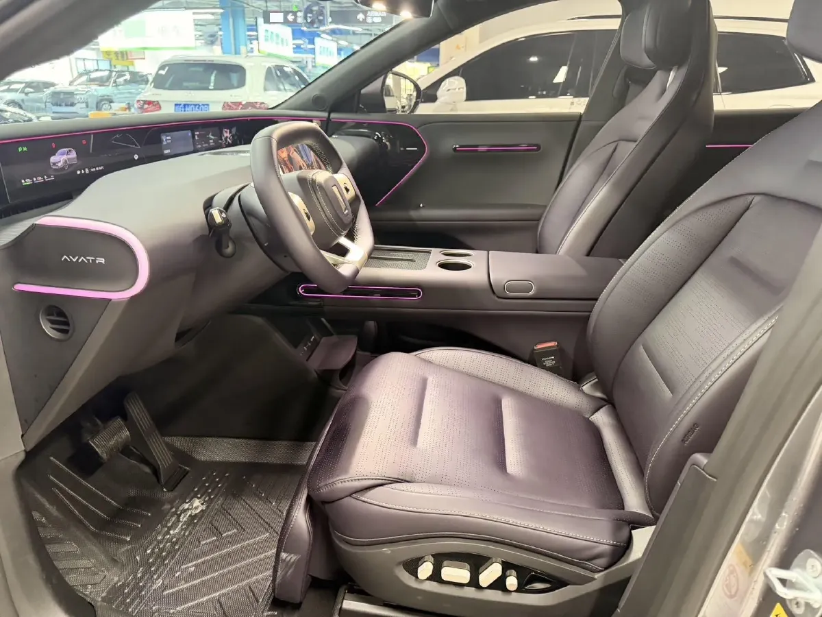 2024 Avatr 07 1.5T 156HP L4 REEV 39.05KWH,autocango,china used car exporter,china ev exporter,chinese used car exporter,chinese used ev exporter