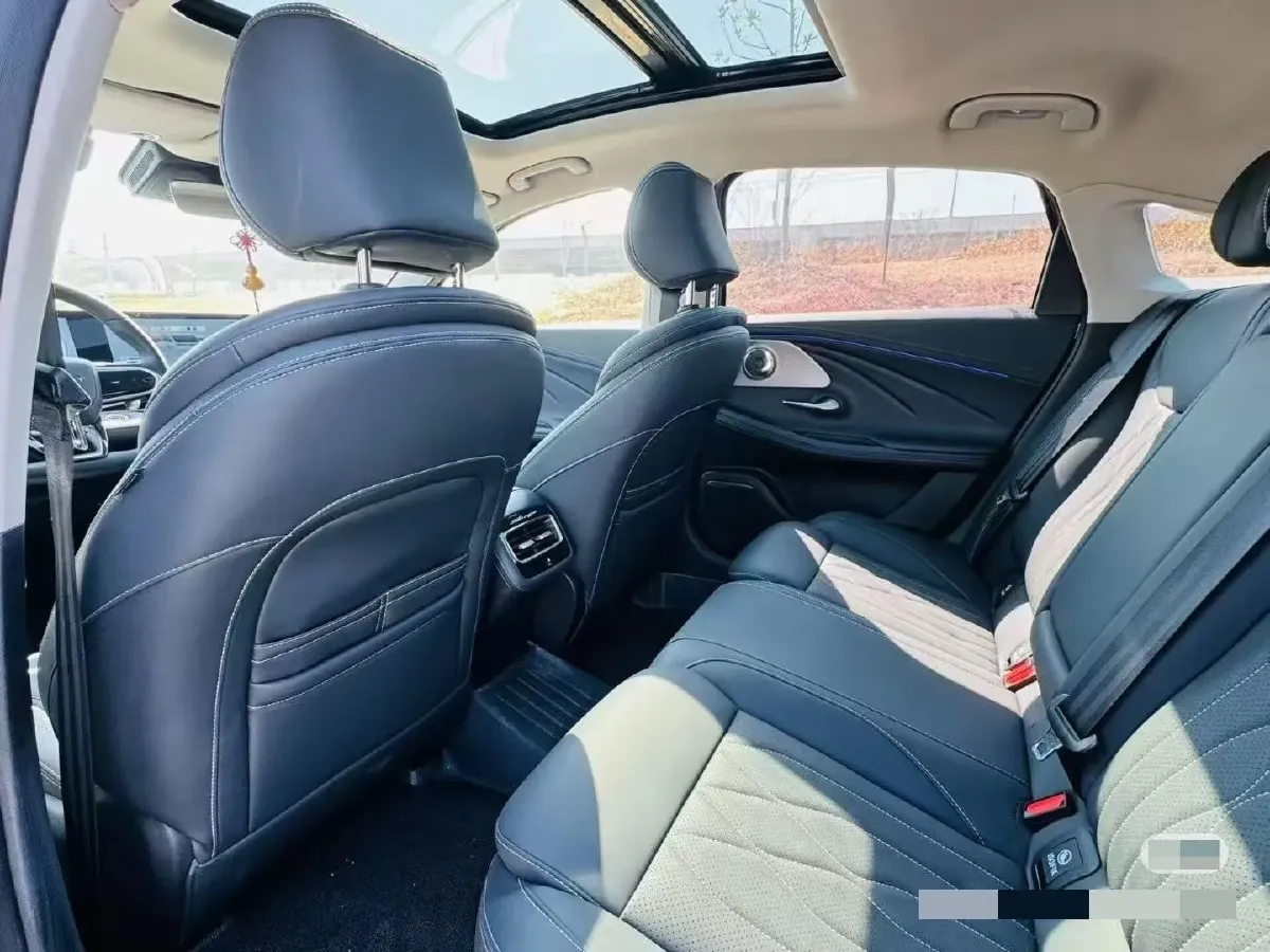 2023 Chery Arrizo 8 2.0T 254HP L4 7DCT,autocango,china used car exporter,china ev exporter,chinese used car exporter,chinese used ev exporter