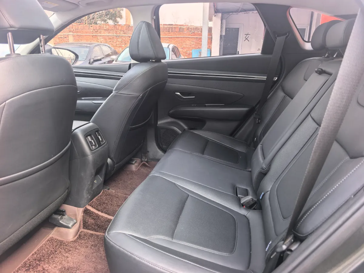 2021 Hyundai Tucson 1.5T 200HP L4 7DCT,autocango,china used car exporter,china ev exporter,chinese used car exporter,chinese used ev exporter