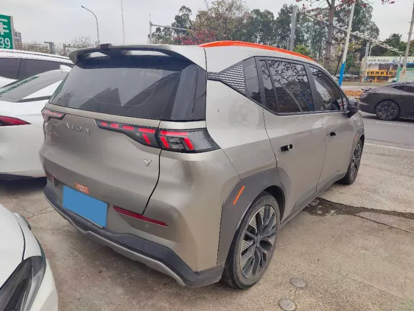 2022 Geely Okavango 1.8T 184HP L4 7DCT,autocango,china used car exporter,china ev exporter,chinese used car exporter,chinese used ev exporter