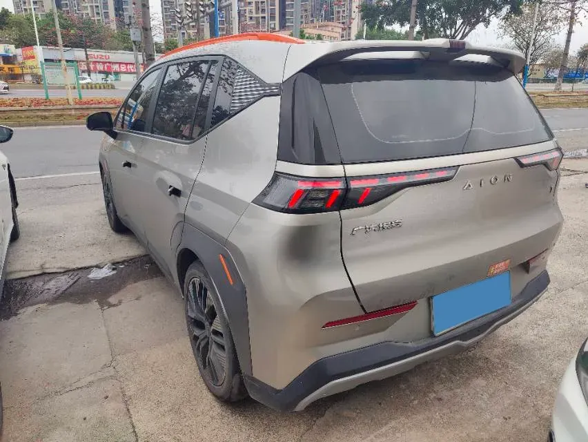 2022 Geely Okavango 1.8T 184HP L4 7DCT,autocango,china used car exporter,china ev exporter,chinese used car exporter,chinese used ev exporter
