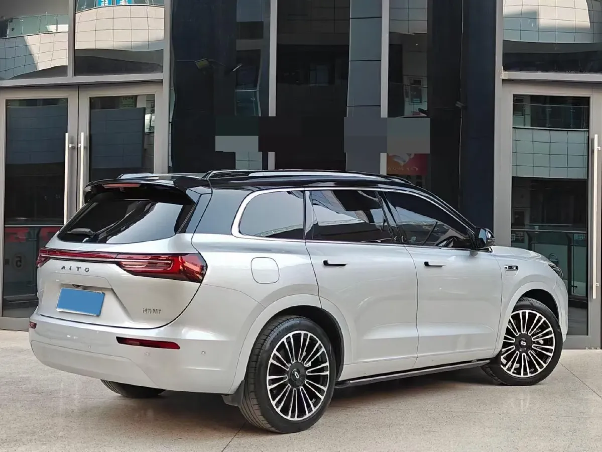 2024 AITO AITO M7 1.5T 152HP L4 REEV 40KWH,autocango,china used car exporter,china ev exporter,chinese used car exporter,chinese used ev exporter