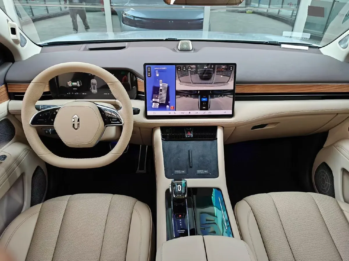 2024 AITO AITO M7 1.5T 152HP L4 REEV 40KWH,autocango,china used car exporter,china ev exporter,chinese used car exporter,chinese used ev exporter