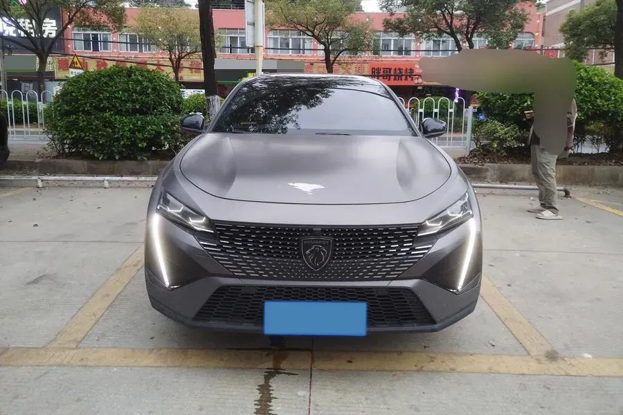 2025 Peugeot 408X 1.6T 175HP L4 8AT,autocango,china used car exporter,china ev exporter,chinese used car exporter,chinese used ev exporter