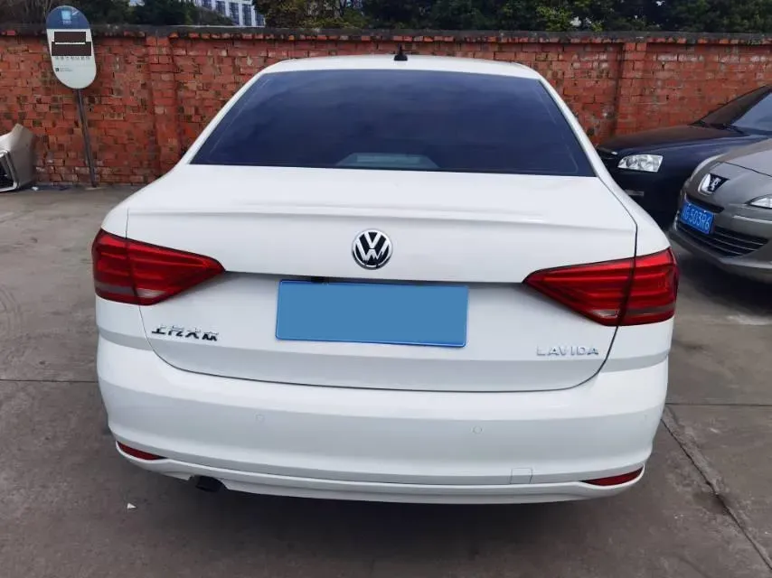 2018 Volkswagen Lavida 1.5L 112HP L4 6AT,autocango,china used car exporter,china ev exporter,chinese used car exporter,chinese used ev exporter