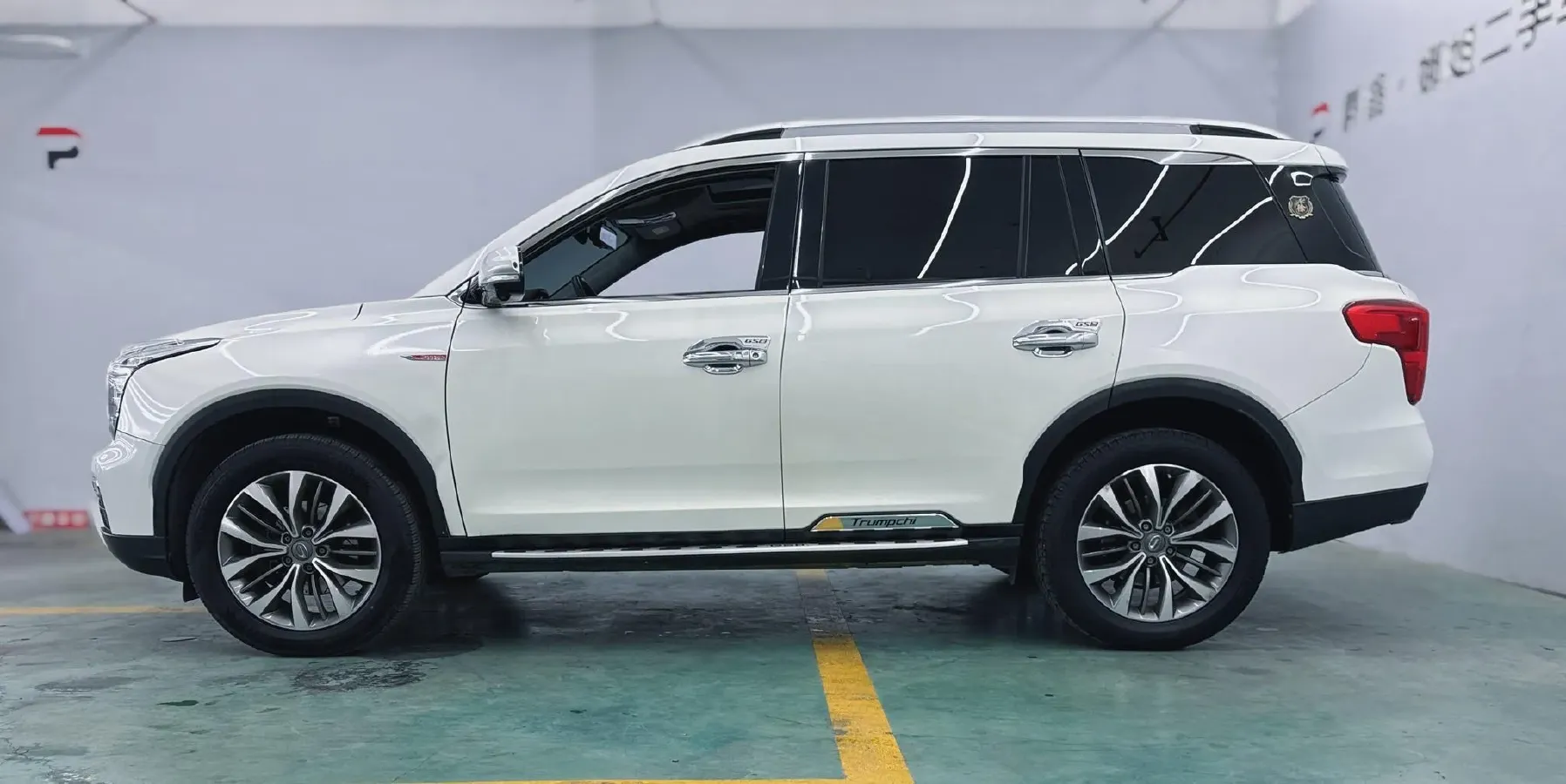 2017 GAC Trumpchi GS8 2.0T 201HP L4 6AT,autocango,china used car exporter,china ev exporter,chinese used car exporter,chinese used ev exporter