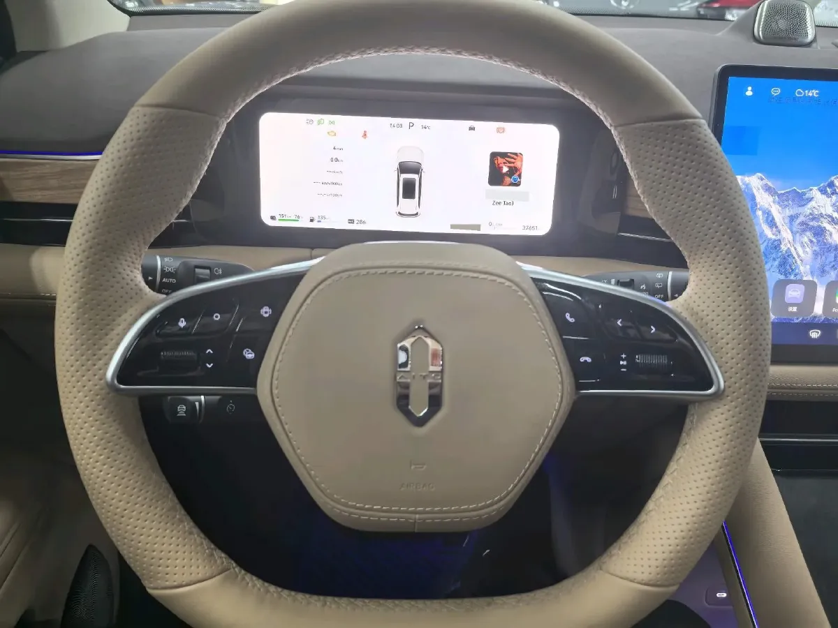 2024 Ford Transit 2.0T 143HP L4 9AT,autocango,china used car exporter,china ev exporter,chinese used car exporter,chinese used ev exporter