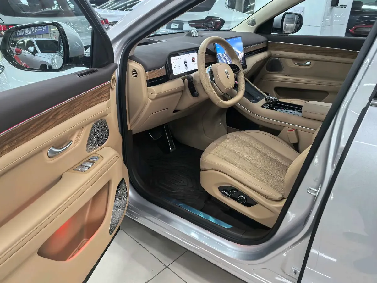 2024 Ford Transit 2.0T 143HP L4 9AT,autocango,china used car exporter,china ev exporter,chinese used car exporter,chinese used ev exporter