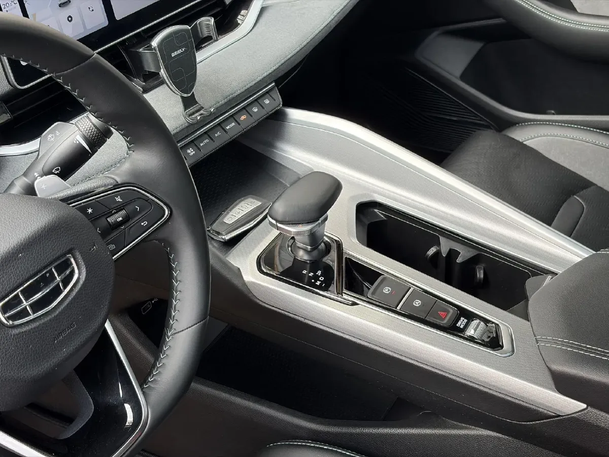 2023 Geely Preface 2.0T 190HP L4 7DCT,autocango,china used car exporter,china ev exporter,chinese used car exporter,chinese used ev exporter