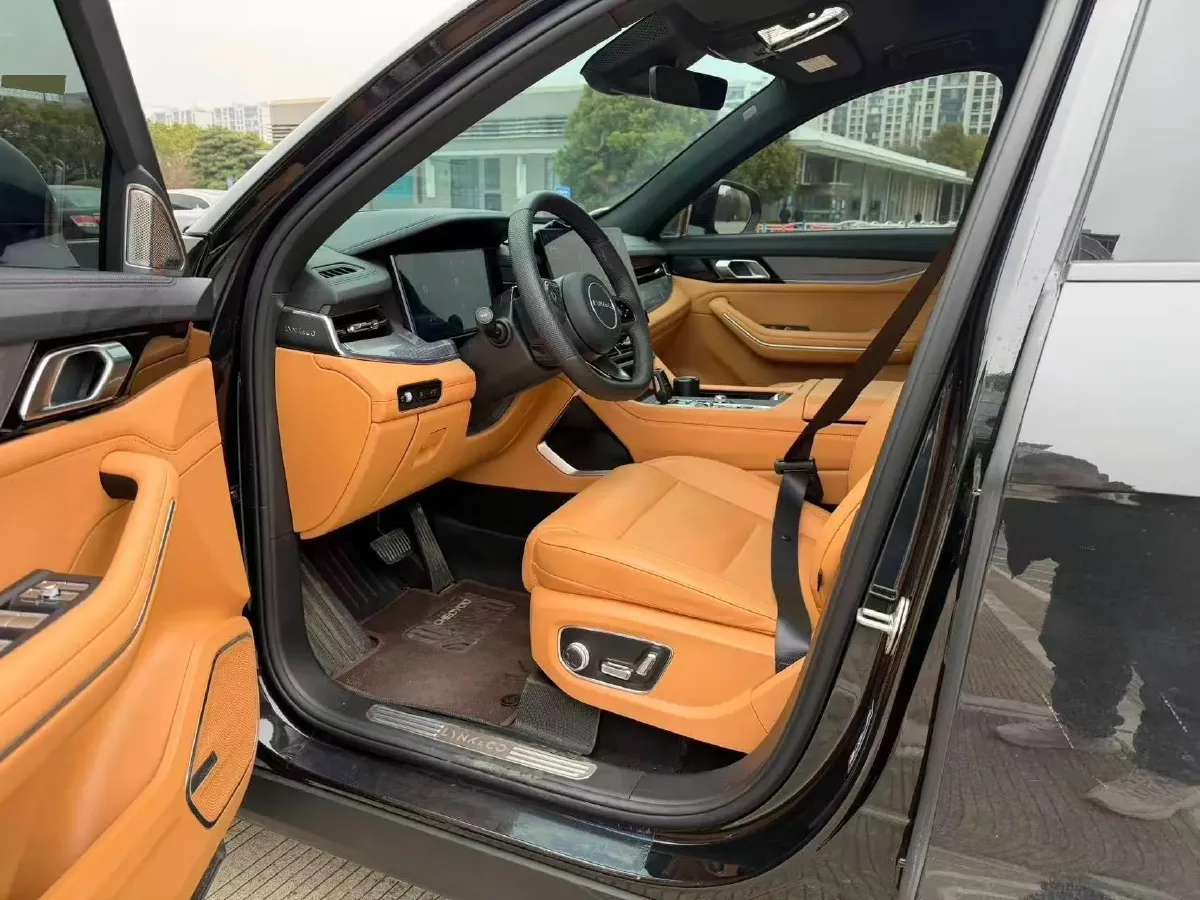 2025 LYNK&CO 09 EM-P 2.0T 254HP L4 3DHT PHEV,autocango,china used car exporter,china ev exporter,chinese used car exporter,chinese used ev exporter