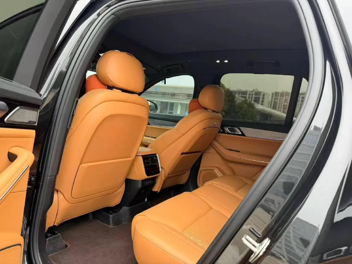 2025 LYNK&CO 09 EM-P 2.0T 254HP L4 3DHT PHEV,autocango,china used car exporter,china ev exporter,chinese used car exporter,chinese used ev exporter