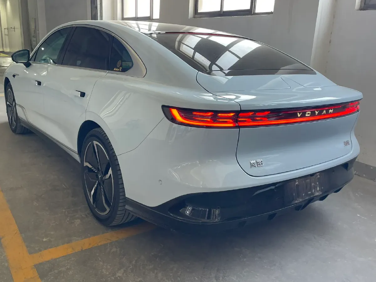 2023 Voyah ZhuiGuang BEV 82.11KWH,autocango,china used car exporter,china ev exporter,chinese used car exporter,chinese used ev exporter