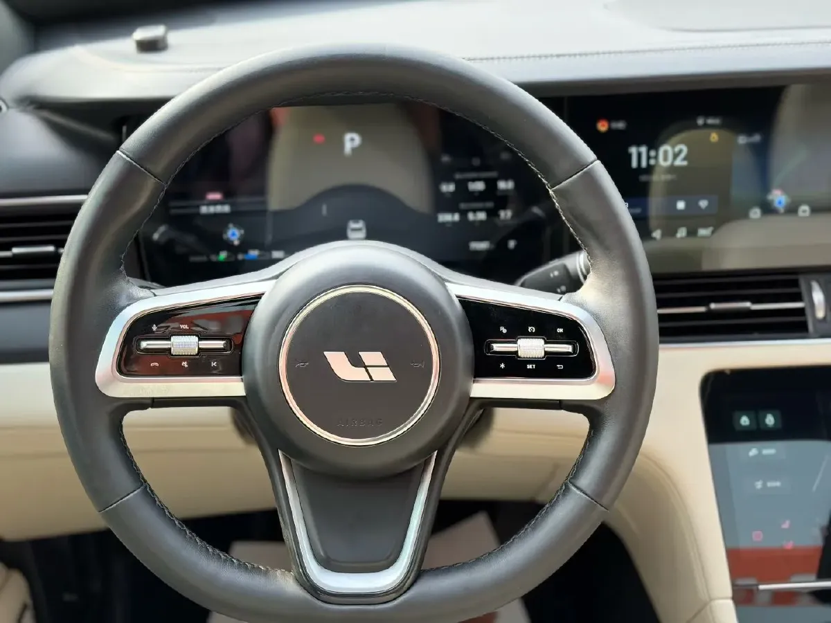 2021 Li ONE Range Extended 131HP REEV 40.5KWH,autocango,china used car exporter,china ev exporter,chinese used car exporter,chinese used ev exporter