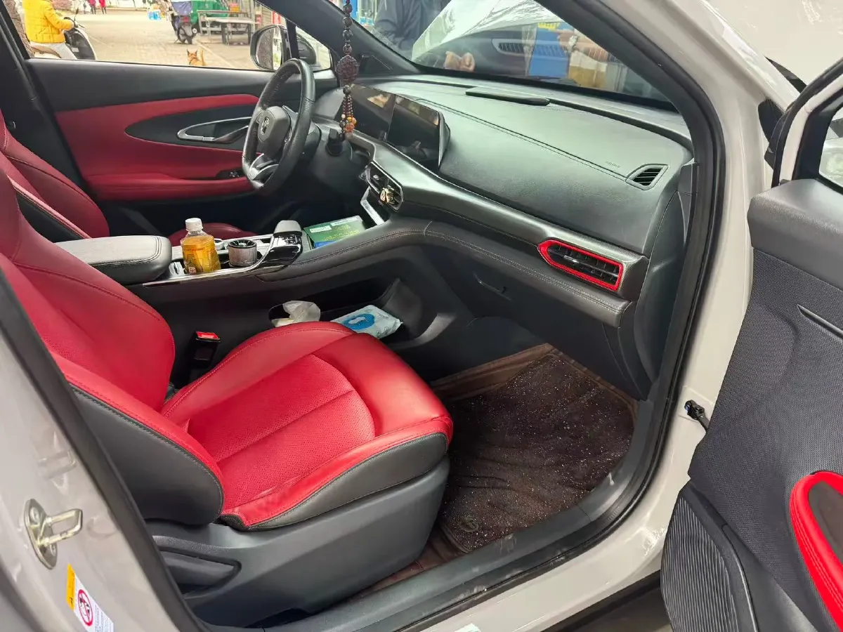 2020 ChangAn UNI-T 1.5T 180HP L4 7DCT,autocango,china used car exporter,china ev exporter,chinese used car exporter,chinese used ev exporter