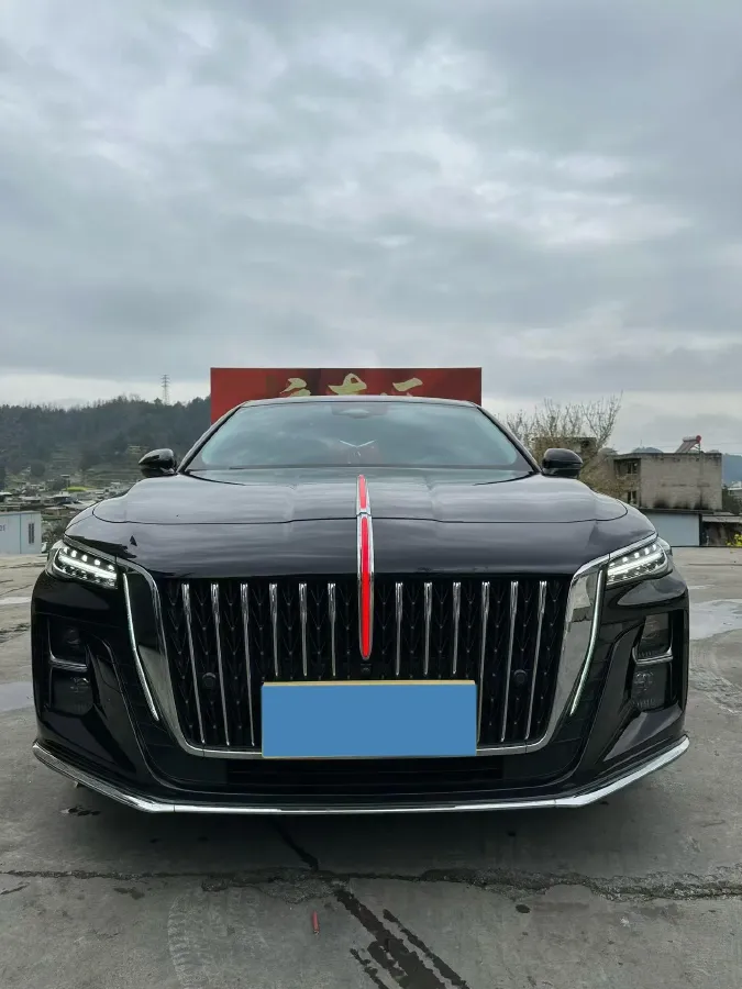 2023 HongQi H5 2.0T 224HP L4 8AT,autocango,china used car exporter,china ev exporter,chinese used car exporter,chinese used ev exporter