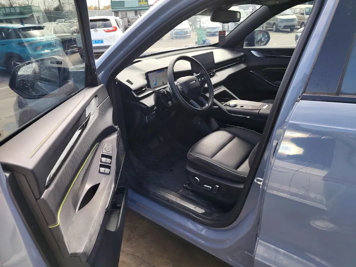 2022 Haval H6S 2.0T 211HP L4 7DCT,autocango,china used car exporter,china ev exporter,chinese used car exporter,chinese used ev exporter