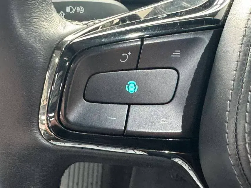 2020 NIO ES8 BEV 100KWH,autocango,china used car exporter,china ev exporter,chinese used car exporter,chinese used ev exporter