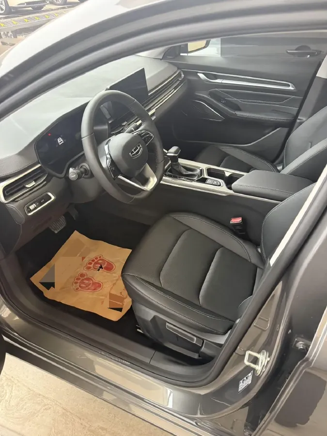 2022 Geely Emgrand 1.5L 114HP L4 CVT,autocango,china used car exporter,china ev exporter,chinese used car exporter,chinese used ev exporter