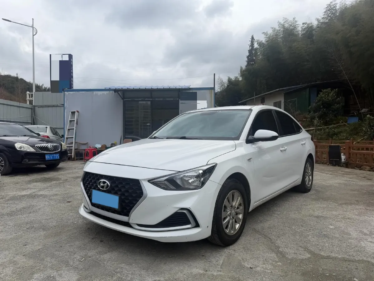 2020 Hyundai Celesta 1.6L 123HP L4 6AT,autocango,china used car exporter,china ev exporter,chinese used car exporter,chinese used ev exporter