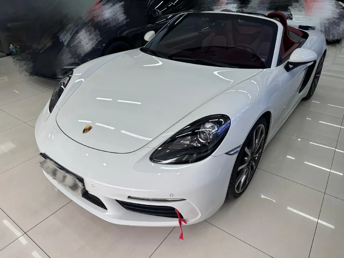 2022 Porsche 718 2.0T 250HP H4 7DCT,autocango,china used car exporter,china ev exporter,chinese used car exporter,chinese used ev exporter