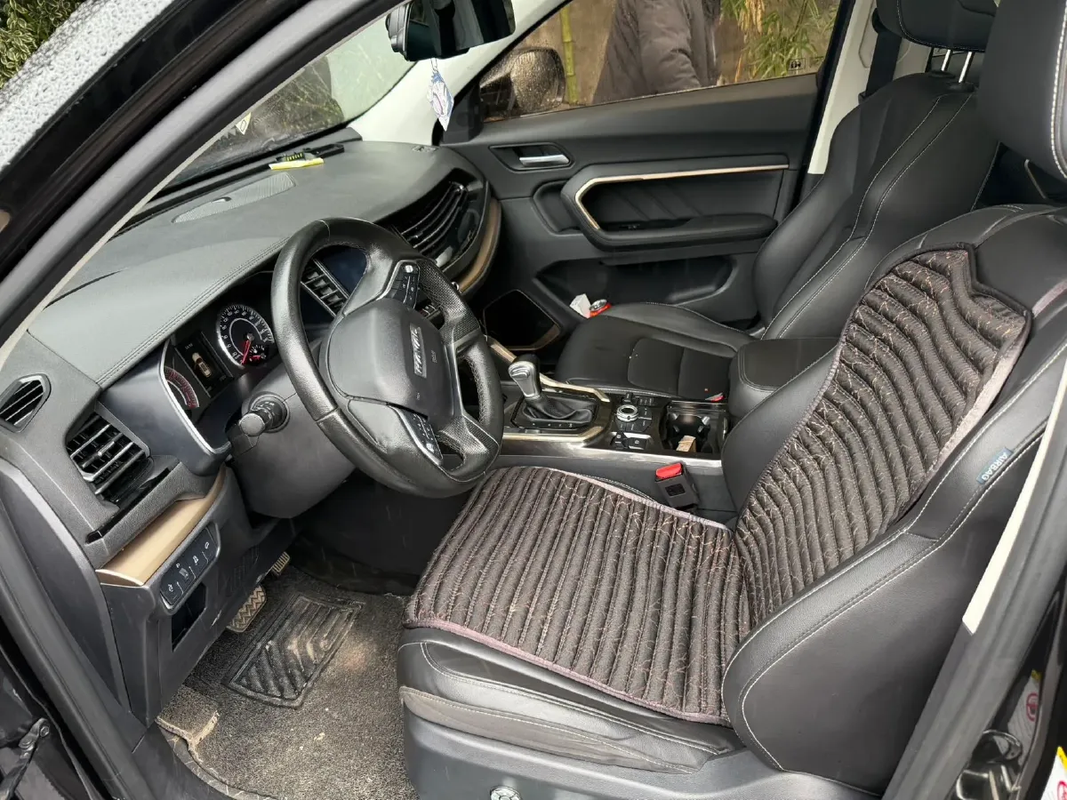 2018 Haval H6 1.5T 169HP L4 7DCT,autocango,china used car exporter,china ev exporter,chinese used car exporter,chinese used ev exporter