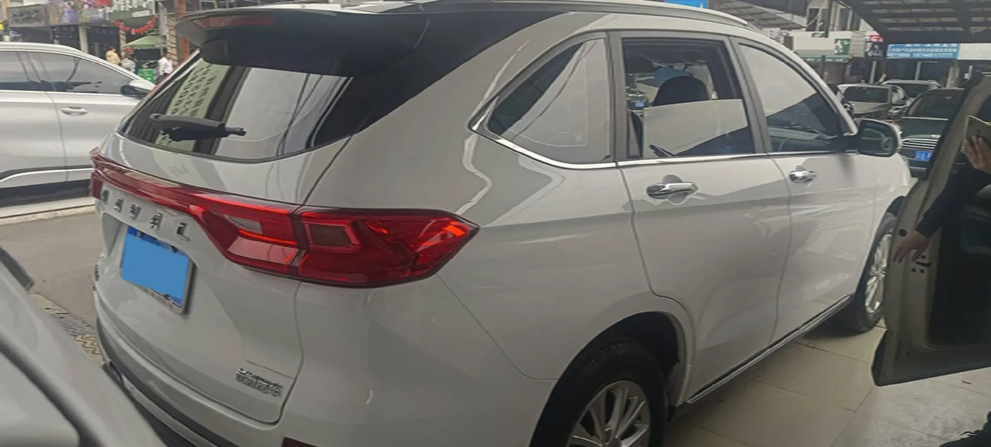 2021 Haval M6 1.5T 150HP L4 7DCT,autocango,china used car exporter,china ev exporter,chinese used car exporter,chinese used ev exporter