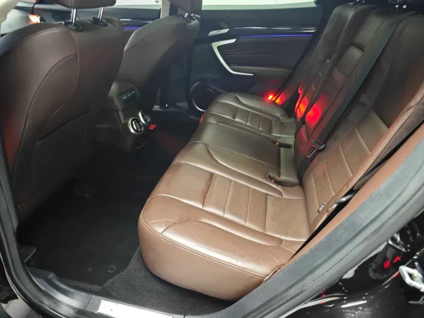 2017 WEY VV7 2.0T 234HP L4 7DCT,autocango,china used car exporter,china ev exporter,chinese used car exporter,chinese used ev exporter