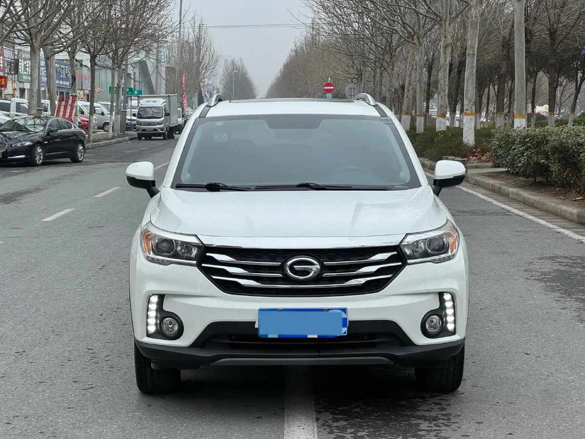 2017 GAC Trumpchi GS4 1.5T 152HP L4 5MT,autocango,china used car exporter,china ev exporter,chinese used car exporter,chinese used ev exporter