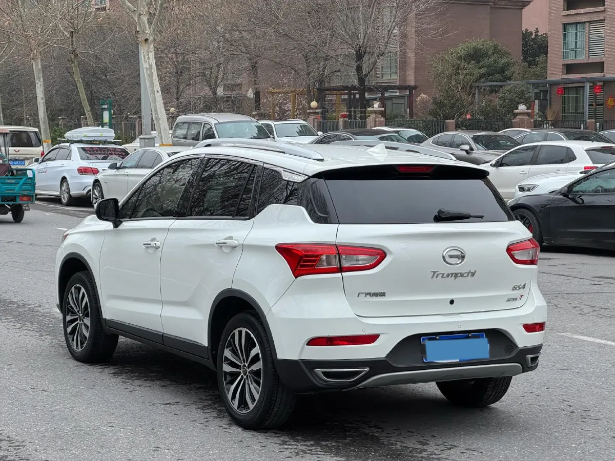 2017 GAC Trumpchi GS4 1.5T 152HP L4 5MT,autocango,china used car exporter,china ev exporter,chinese used car exporter,chinese used ev exporter